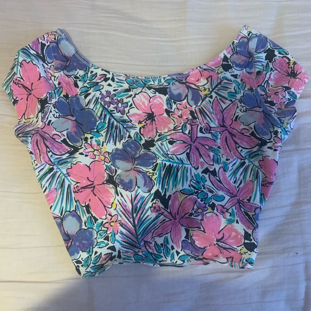 80’s/90’s Vibe crop top
